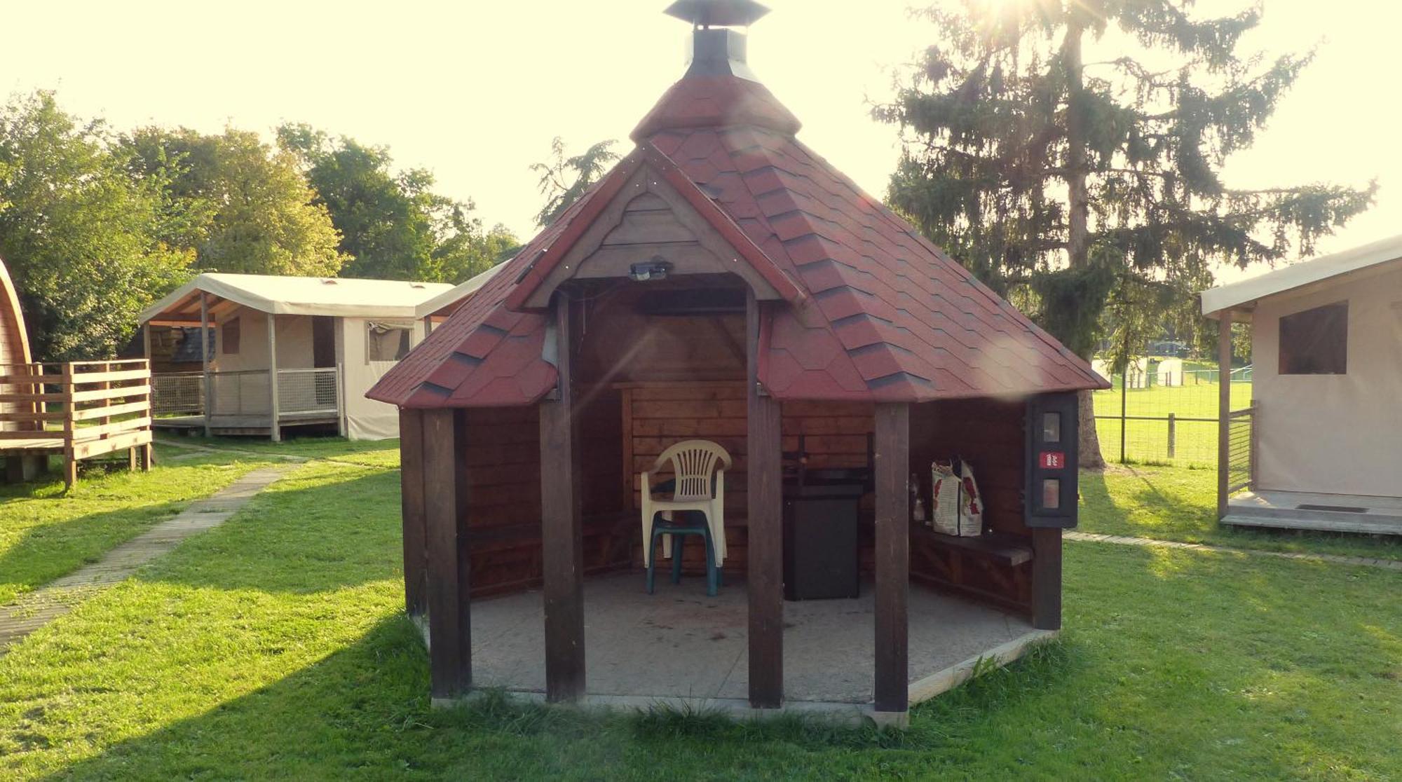 Camping Du Pontis Verteillac Exterior photo
